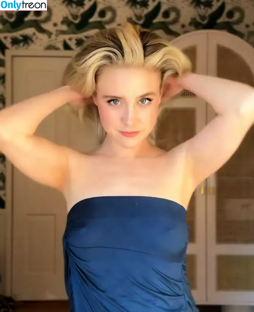 Alessandra Torresani nude photo #0195 (Caprica / alessandratorresani / altorresani)