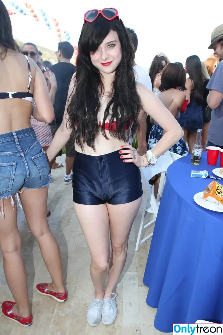 Alessandra Torresani голая photo #0272 (Caprica / alessandratorresani / altorresani)