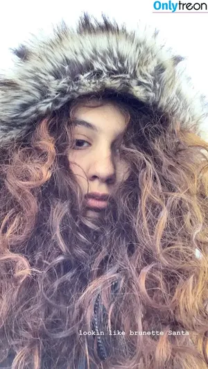 Alessia Cara / 697145310 / alessiacara / alessiasmusic nude photo #0253