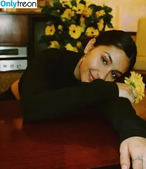 Alessia Cara / 697145310 / alessiacara / alessiasmusic nude photo #0260