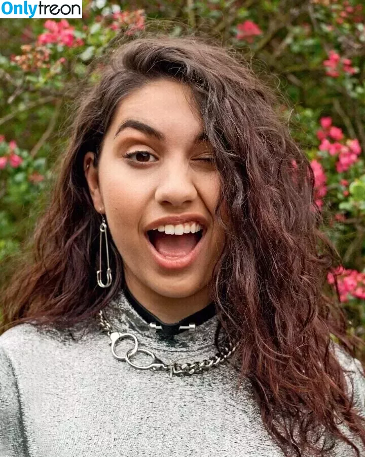 Alessia Cara голая photo #0004 (697145310 / alessiacara / alessiasmusic)