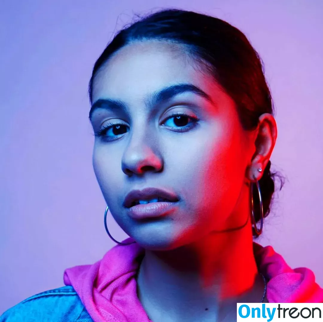 Alessia Cara голая photo #0034 (697145310 / alessiacara / alessiasmusic)