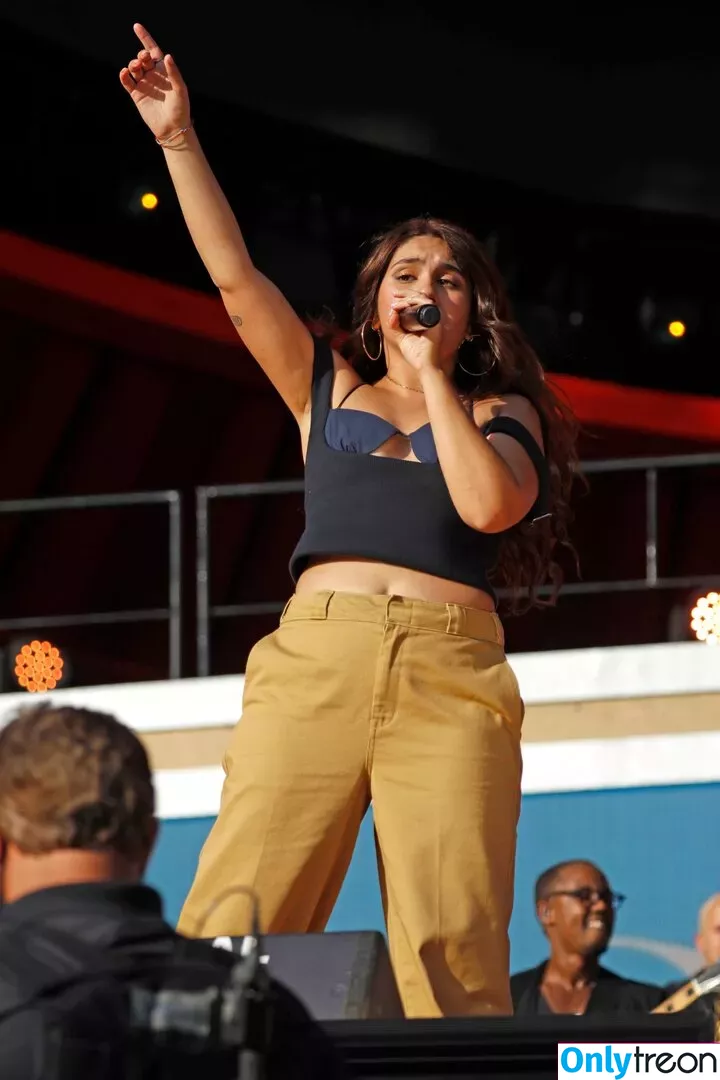 Alessia Cara голая photo #0175 (697145310 / alessiacara / alessiasmusic)