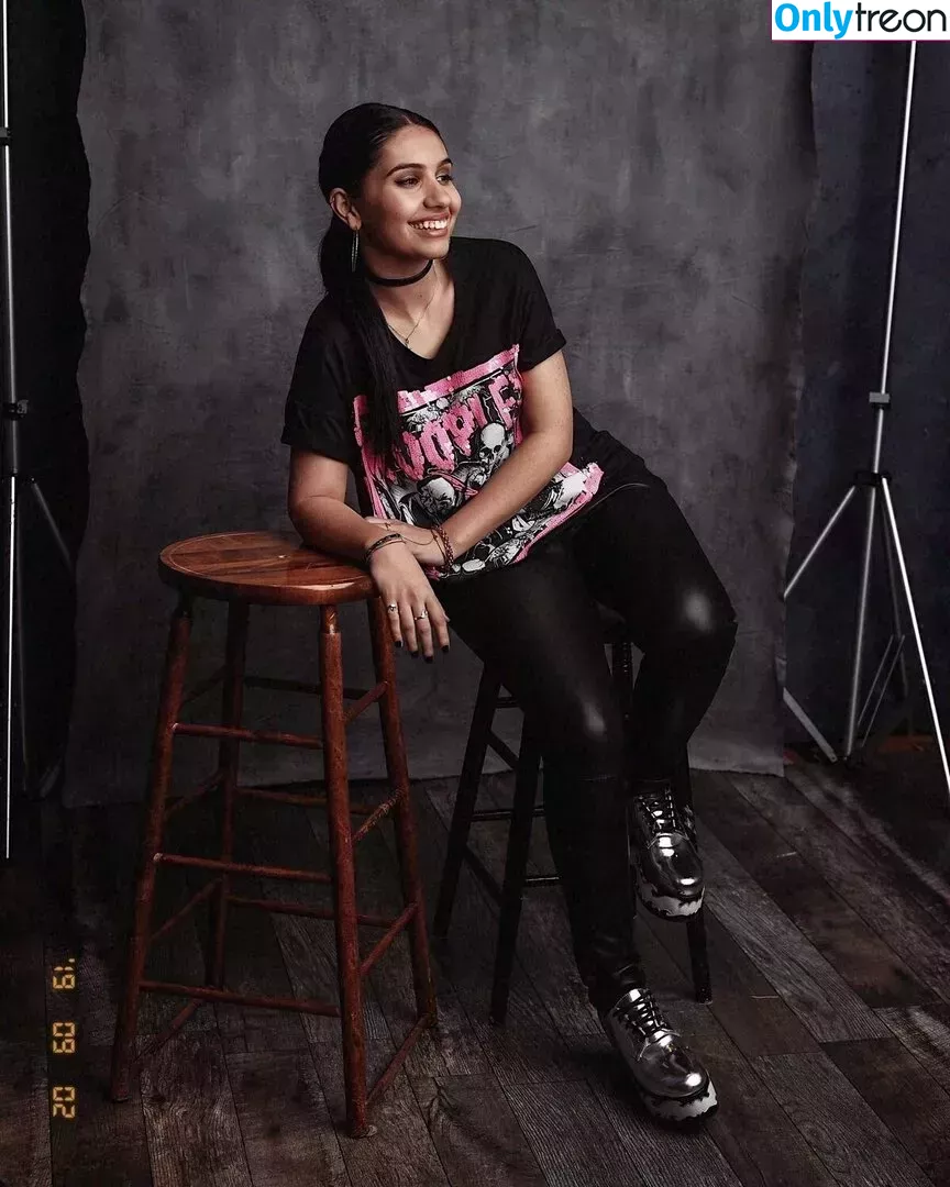 Alessia Cara голая photo #0194 (697145310 / alessiacara / alessiasmusic)