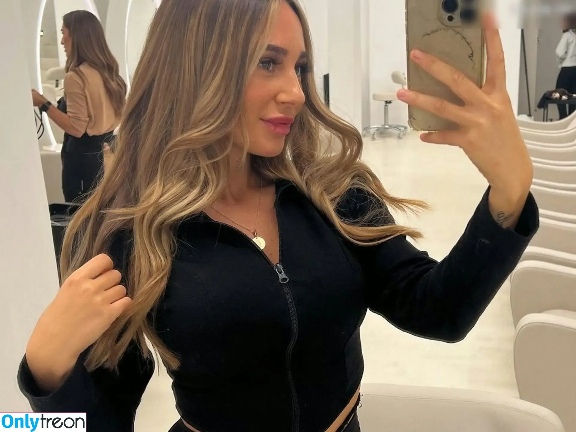 Alessia Herren nude photo #0008 (Alessia Herren)