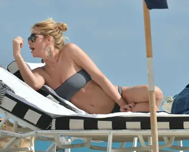Alessia Marcuzzi / alessiamarcuzzi фото голая #0104
