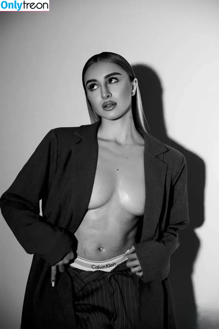 Alessia Vernazza nude photo #0060 (alessia.vernazza)