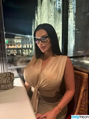 Aletta Ocean / ALETTAOCEANXXXX / alettaoceanofficial1 nude photo #1816