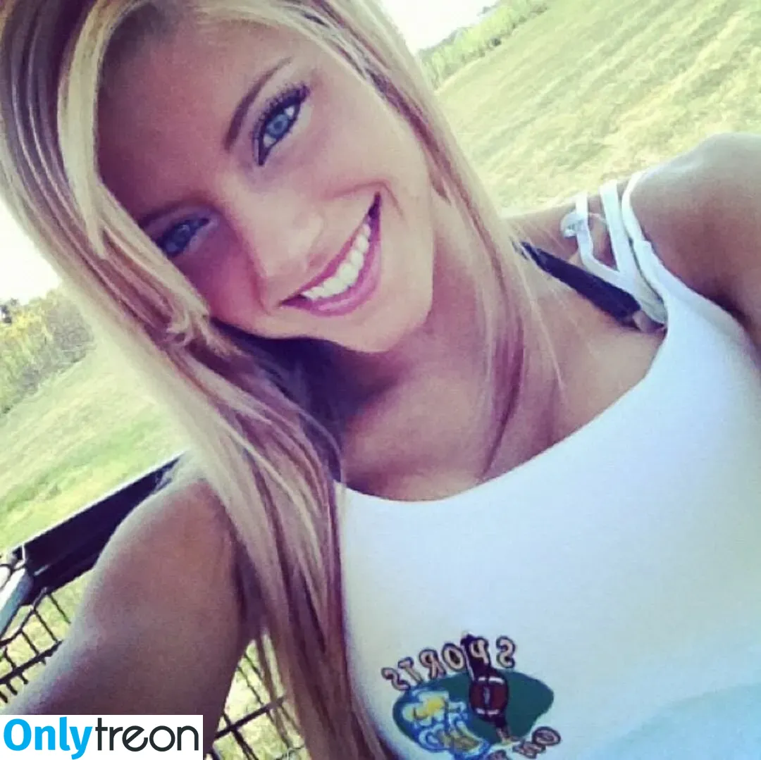 Alexa Bliss голая photo #0244 (WWE / alexa_bliss_wwe_ / alexafansite)
