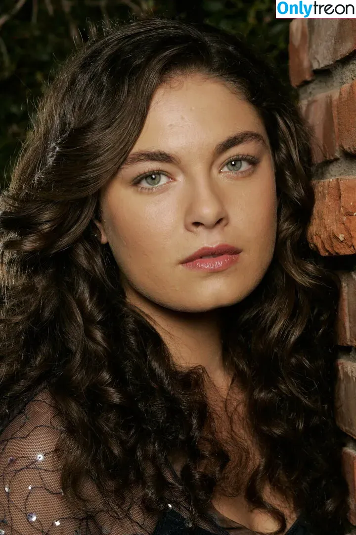 Alexa Davalos голая photo #0039 (alexakdavalos)