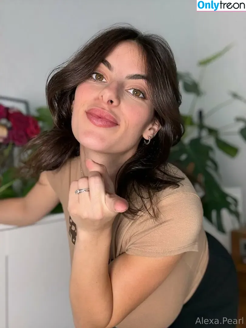 Alexa Pearl nude photo #6487 (Alexapearl / alexa_pearlfans / missalexapearl)