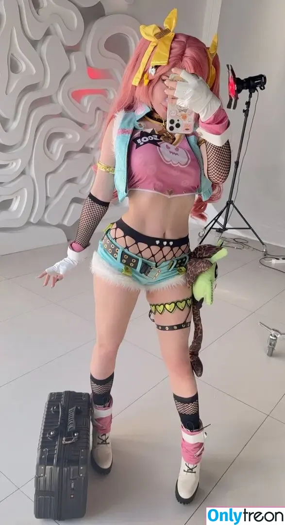 Alexandra Bodler голая photo #2124 (Caterpillar / caterpillar_cos / caterpillarcos)