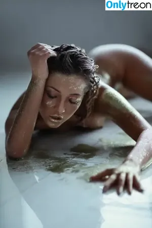 Alexandra Cohen / alexandra_nails_c nude photo #0017