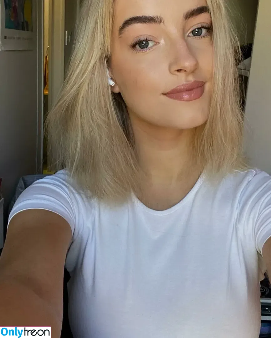 Alexandra Croft голая photo #0045 (alexandraacroft / u140334959)