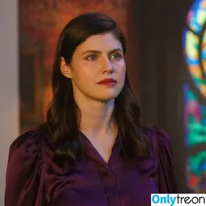 Alexandra Daddario / alexandradaddario фото голая #3394