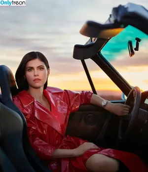 Alexandra Daddario / alexandradaddario фото голая #3447