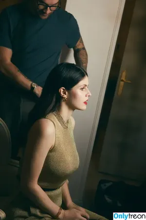 Alexandra Daddario / alexandradaddario фото голая #3470