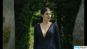 Alexandra Daddario / alexandradaddario фото голая #3526