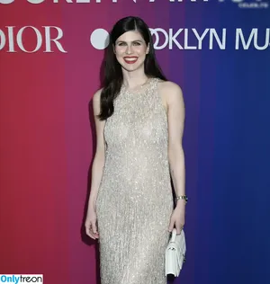 Alexandra Daddario / alexandradaddario фото голая #3700