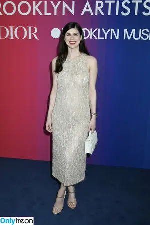 Alexandra Daddario / alexandradaddario фото голая #3703