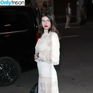 Alexandra Daddario / alexandradaddario nude photo #3798