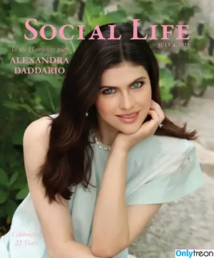 Alexandra Daddario / alexandradaddario nude photo #3902