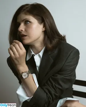 Alexandra Daddario / alexandradaddario nude photo #3904