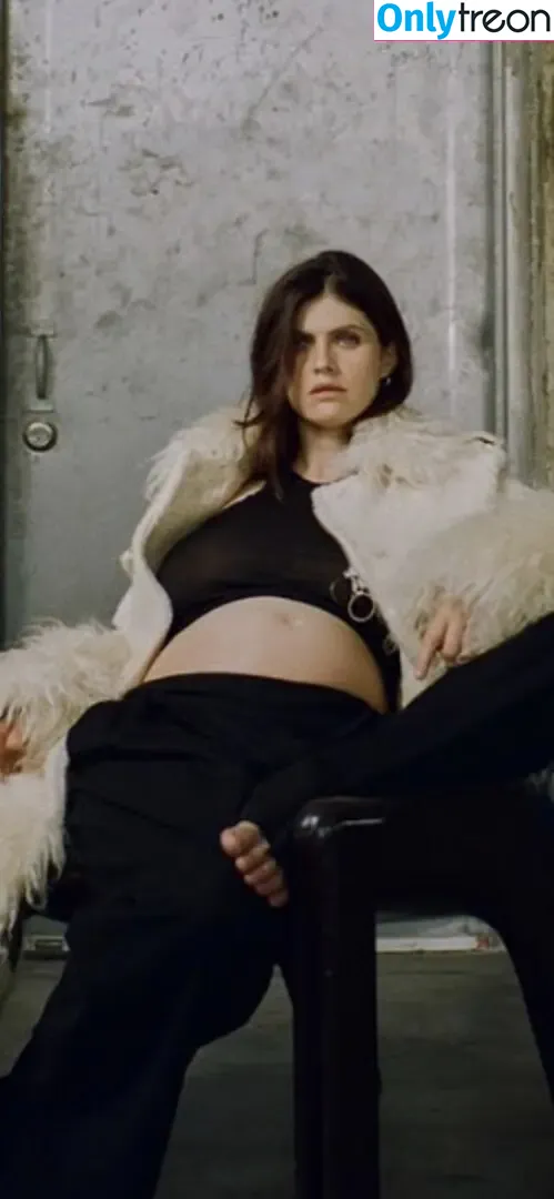 Alexandra Daddario голая photo #3293 (alexandradaddario)