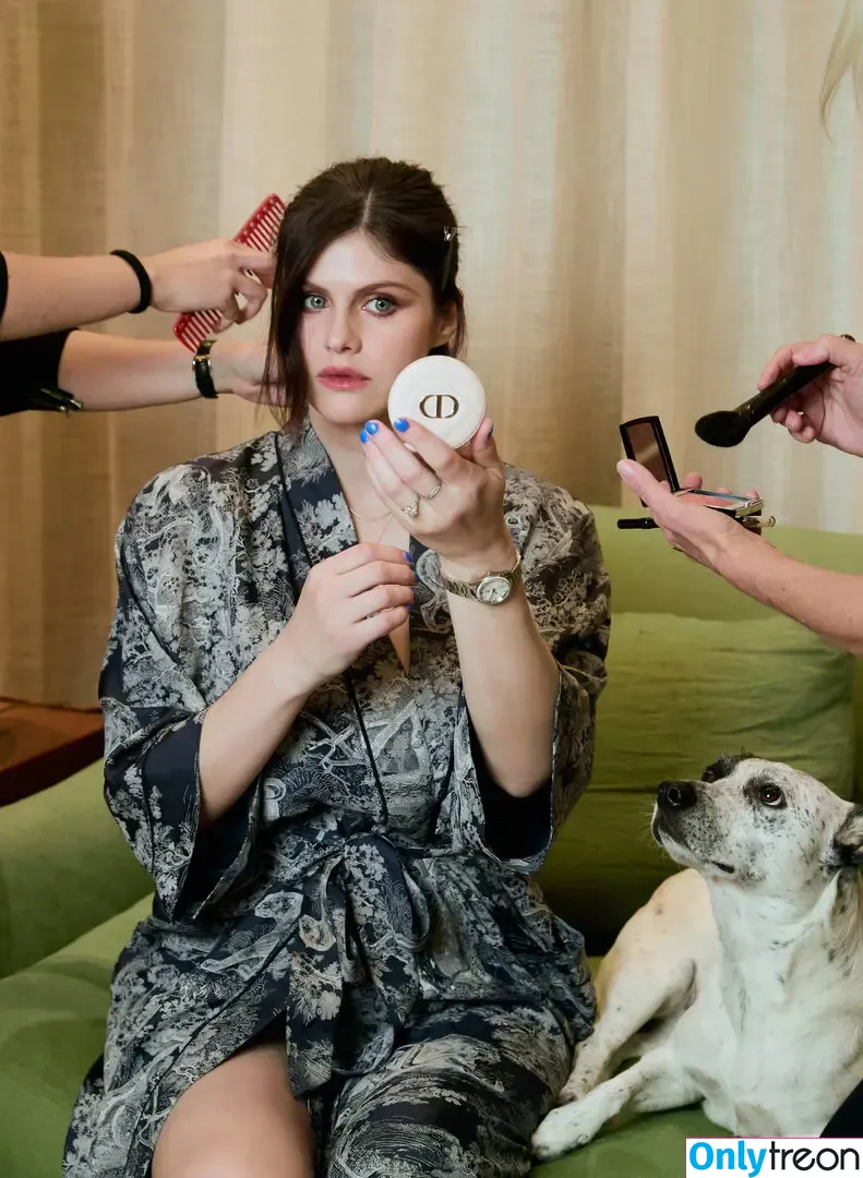 Alexandra Daddario nude photo #3351 (alexandradaddario)