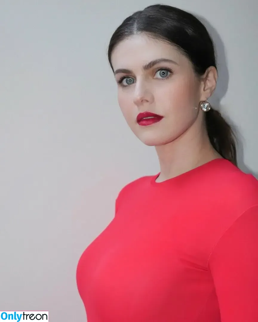 Alexandra Daddario nude photo #3658 (alexandradaddario)