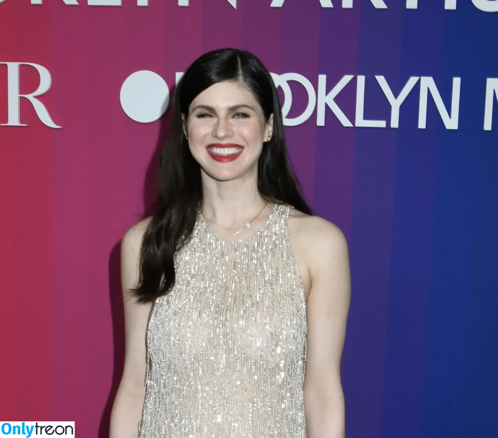 Alexandra Daddario nude photo #3674 (alexandradaddario)