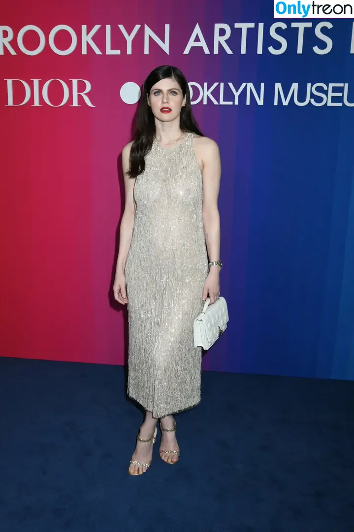 Alexandra Daddario nude photo #3677 (alexandradaddario)