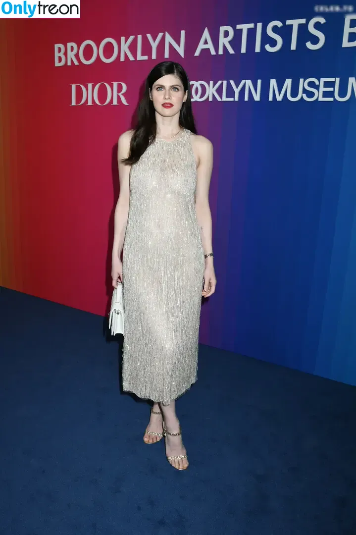 Alexandra Daddario голая photo #3695 (alexandradaddario)