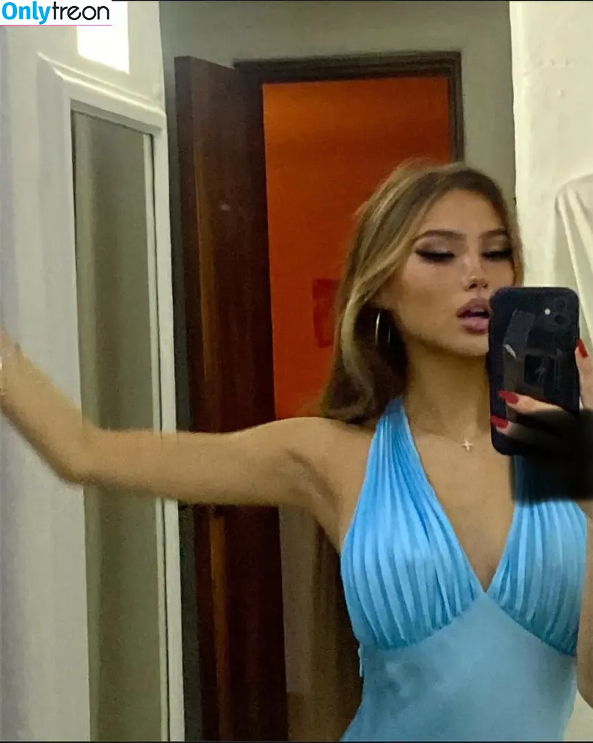 Alexandra Deme nude photo #0003 (alexademe)