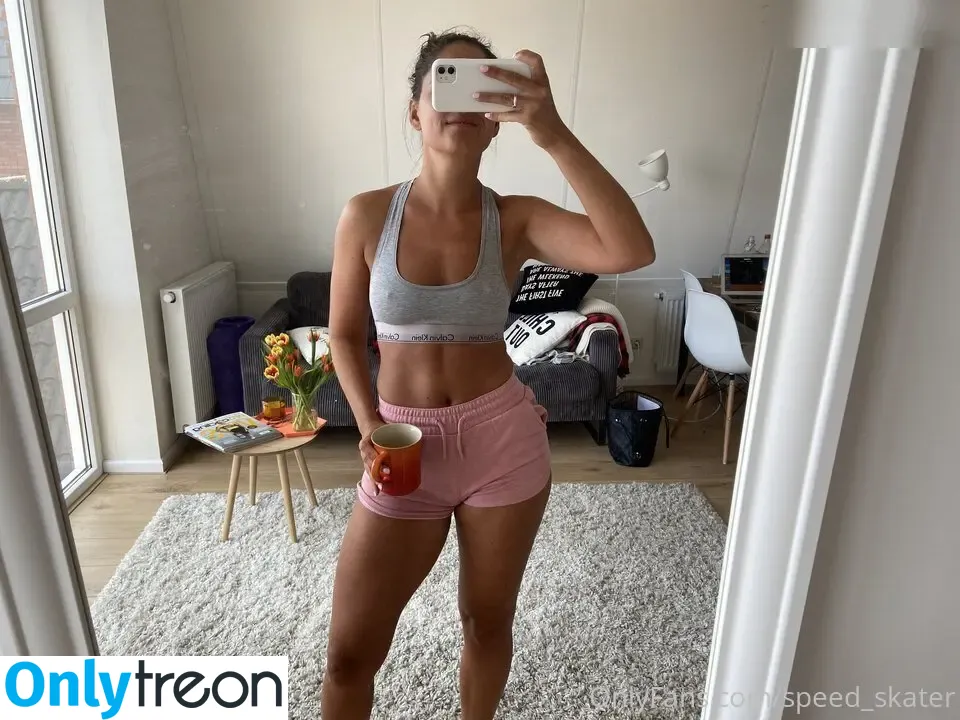 Alexandra Ianculescu nude photo #0019 (SPEED_SKATER)