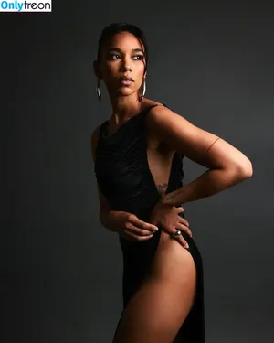 Alexandra Shipp / alexandrashipppp nude photo #0005