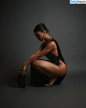 Alexandra Shipp / alexandrashipppp nude photo #0006