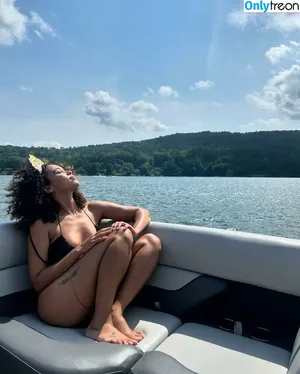Alexandra Shipp / alexandrashipppp nude photo #0026