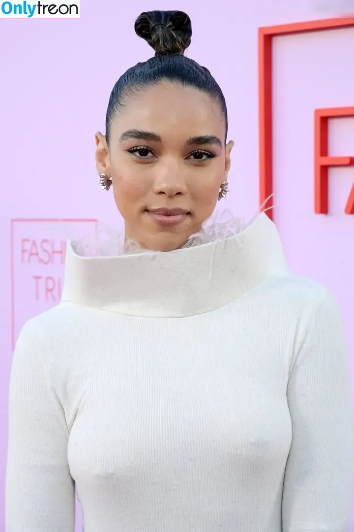 Alexandra Shipp nude photo #0056 (alexandrashipppp)