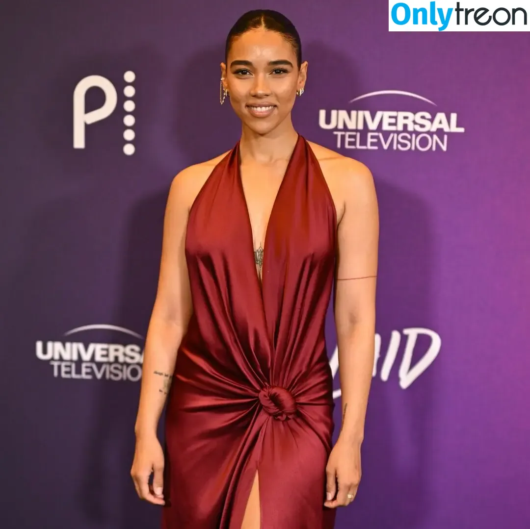 Alexandra Shipp nude photo #0071 (alexandrashipppp)
