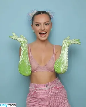 Alexandra Stan / alexandrastan фото голая #1277
