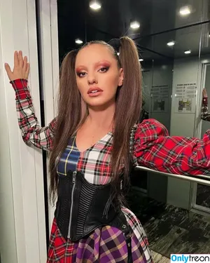 Alexandra Stan / alexandrastan фото голая #1297