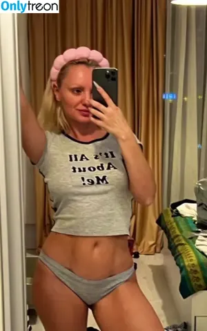 Alexandra Stan / alexandrastan nude photo #1671
