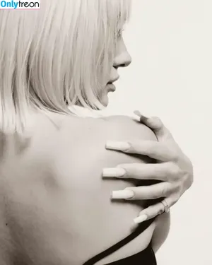 Alexandra Stan / alexandrastan nude photo #1713