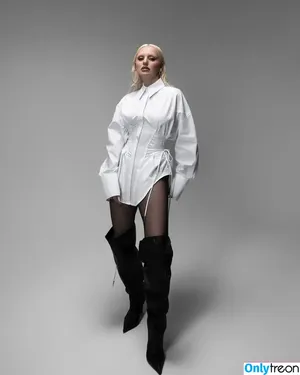 Alexandra Stan / alexandrastan nude photo #1745