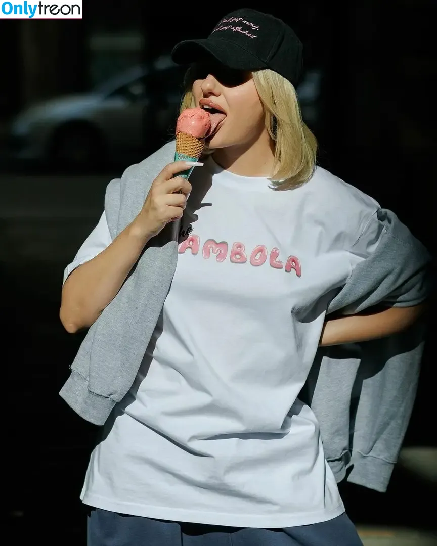 Alexandra Stan голая photo #1468 (alexandrastan)