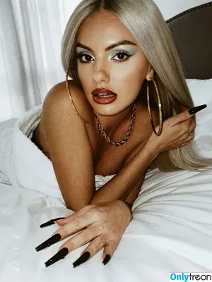 Alexandra Stan / alexandrastan фото голая #2808