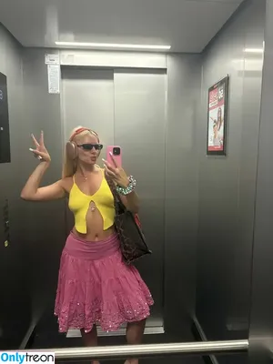Alexandra Stan / alexandrastan фото голая #2820