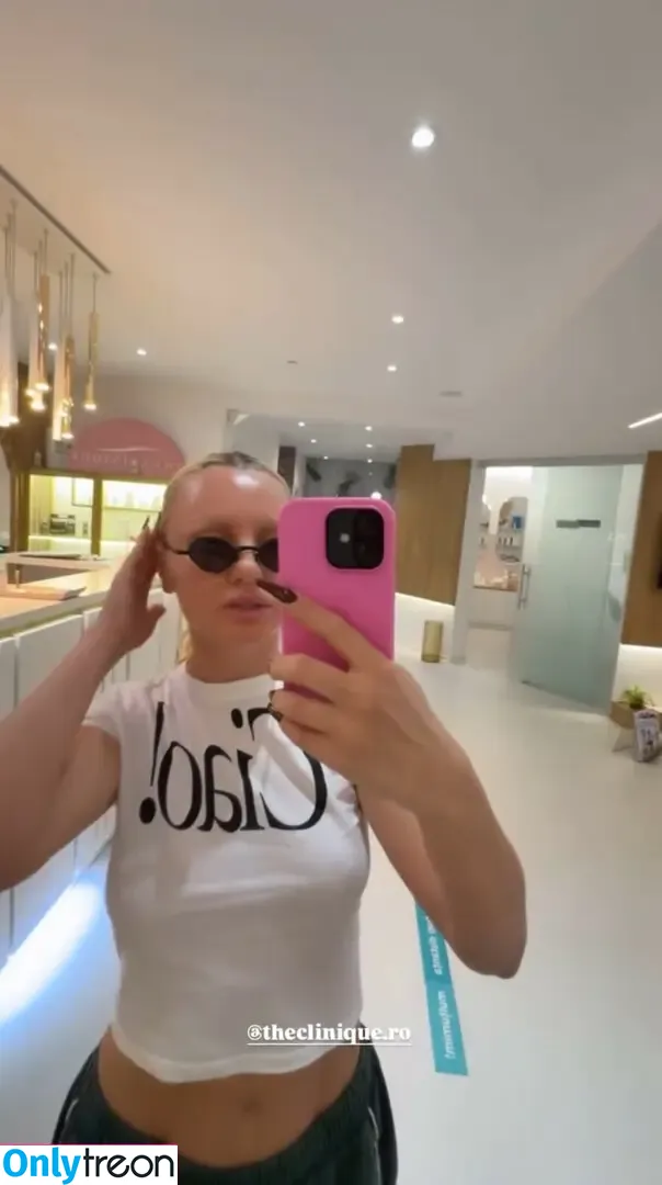 Alexandra Stan голая photo #2093 (alexandrastan)