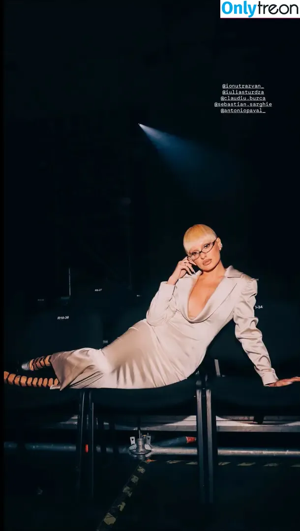 Alexandra Stan nude photo #2936 (alexandrastan)